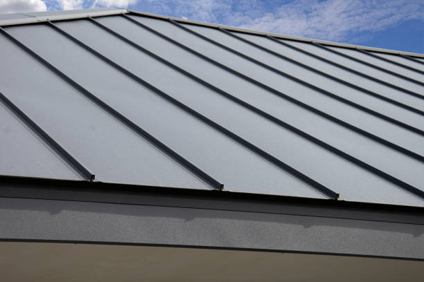 Best Storm Damage Roof Repair  in Hoisington, KS